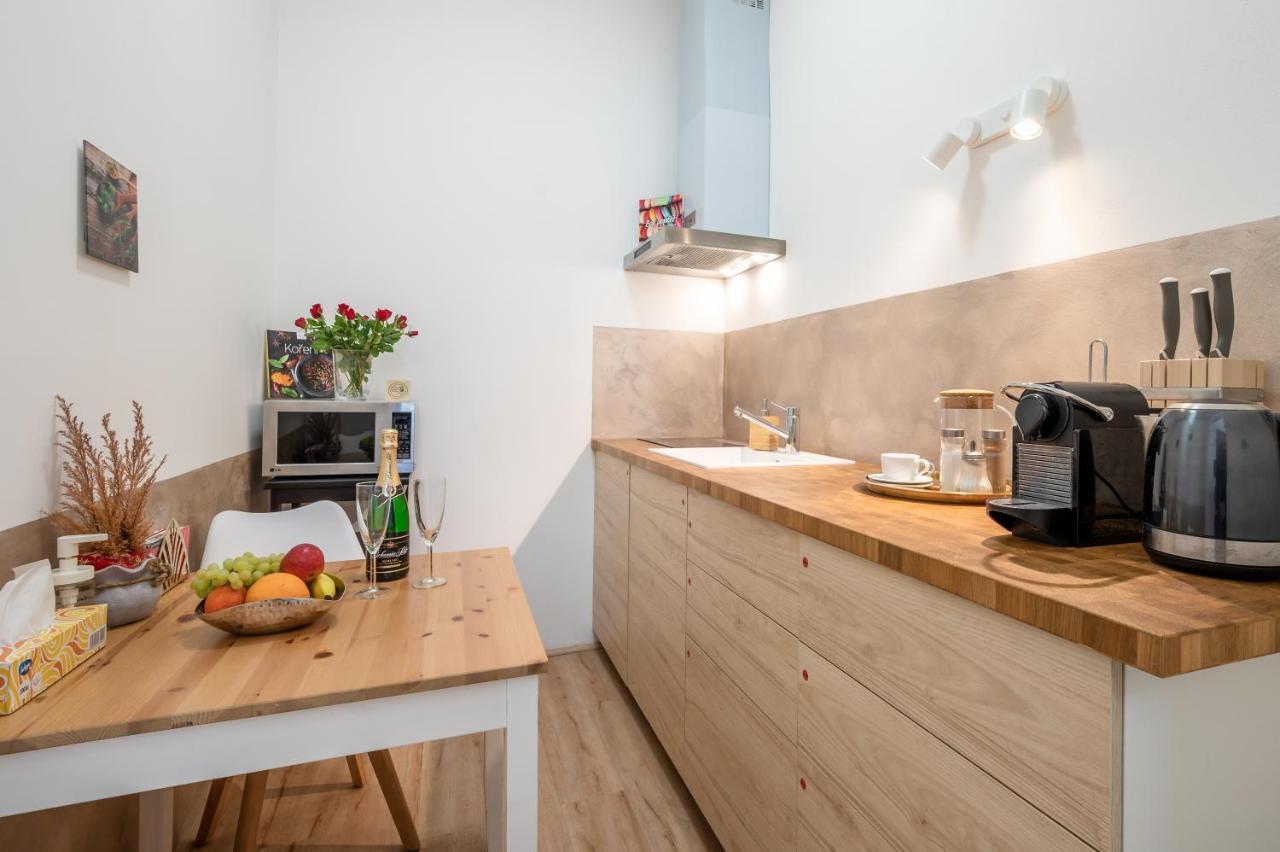 Premium Wenceslas Square Apartments Praag Buitenkant foto
